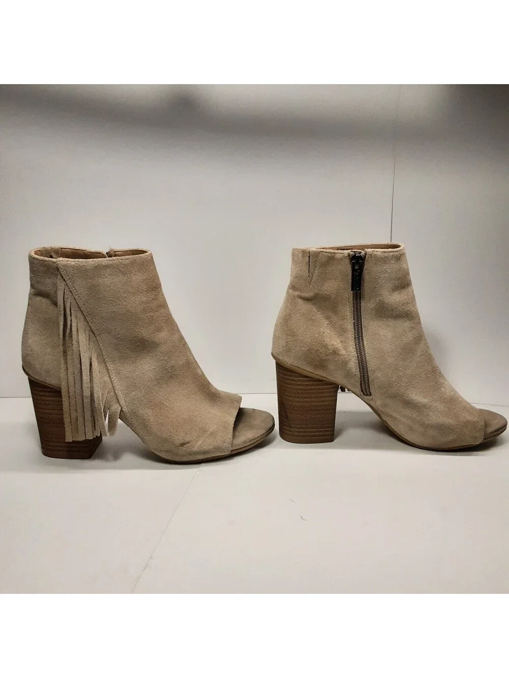 Kenneth Cole -REACTION - Women's Size 7 1/2 M - Open Toe Ankle Boot